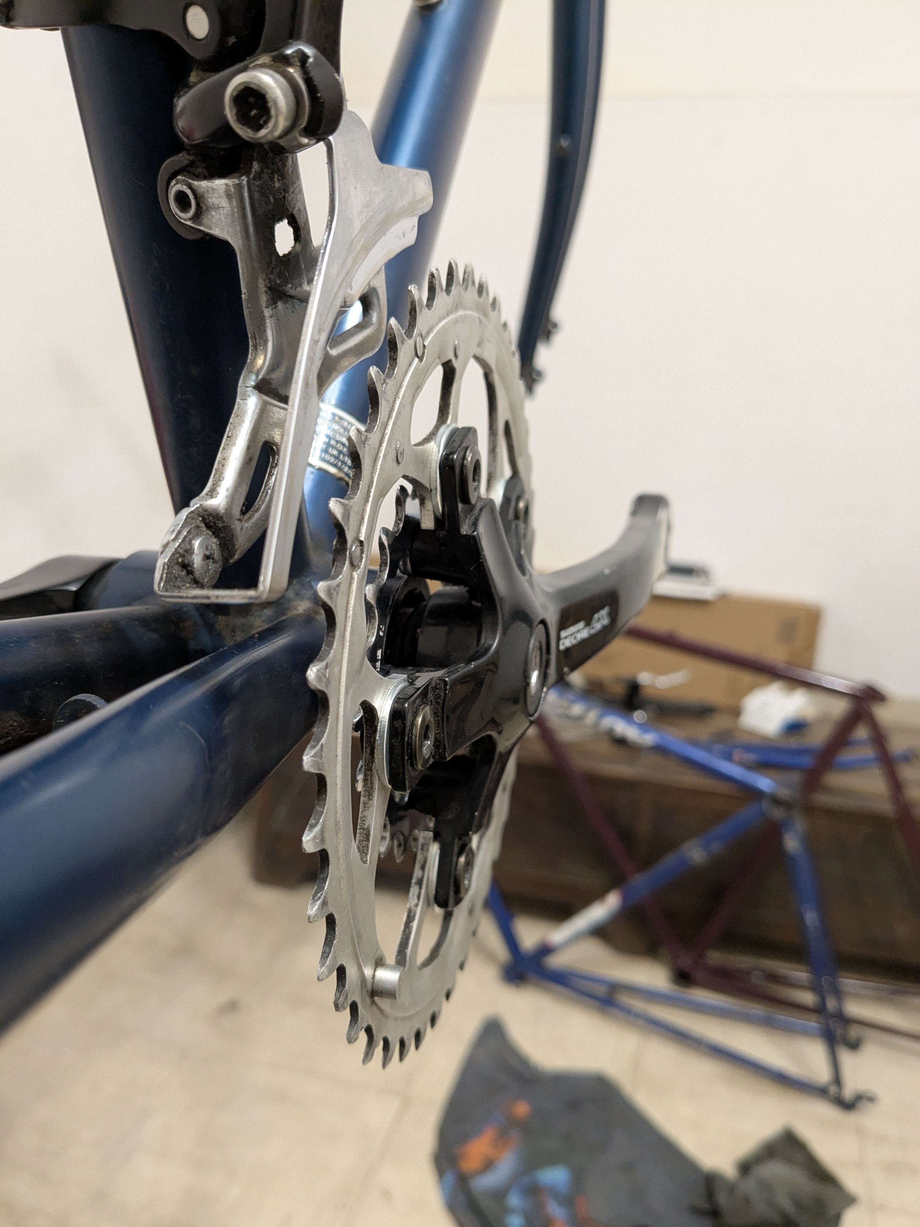 crankset LX sideview